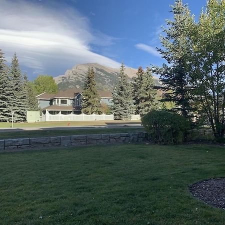 New! Cozy Rocky Mountain Chalet Managed By Little Sister Getaways 坎莫尔 外观 照片